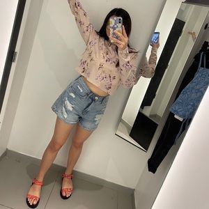 Meet your Posher, Vivian